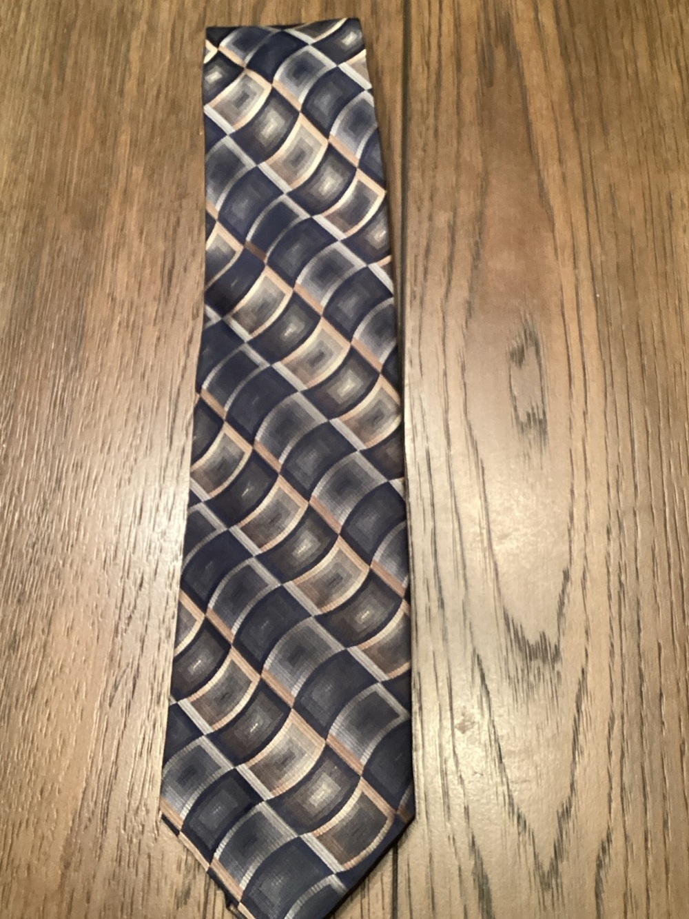 Joseph & Feiss Navy and Beige Wave-Grid Silk Tie